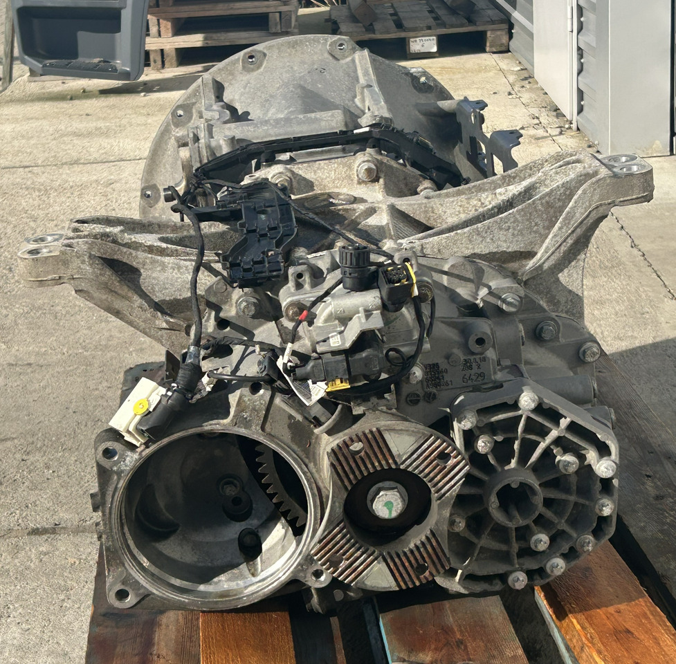 MERCEDES-BENZ ACTROS MP4 G211-12 - Gearbox for Truck: picture 3 MERCEDES-BENZ ACTROS MP4 G211-12 - Gearbox for Truck: picture 3