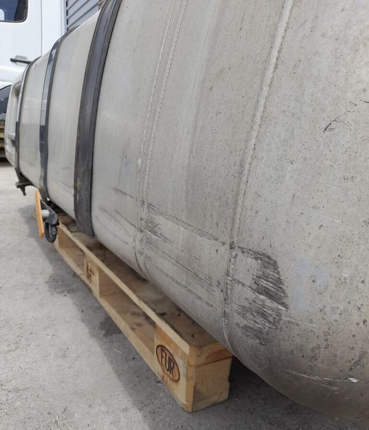 Mercedes-Benz ACTROS MP4 660L A9604703501 Mercedes-Benz truck - Fuel tank for Truck: picture 4 Mercedes-Benz ACTROS MP4 660L A9604703501 Mercedes-Benz truck - Fuel tank for Truck: picture 4