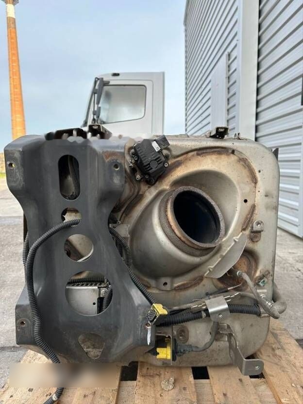 Mercedes-Benz ACTROS MP4 A0084902212 truck - Catalytic converter for Truck: picture 3 Mercedes-Benz ACTROS MP4 A0084902212 truck - Catalytic converter for Truck: picture 3