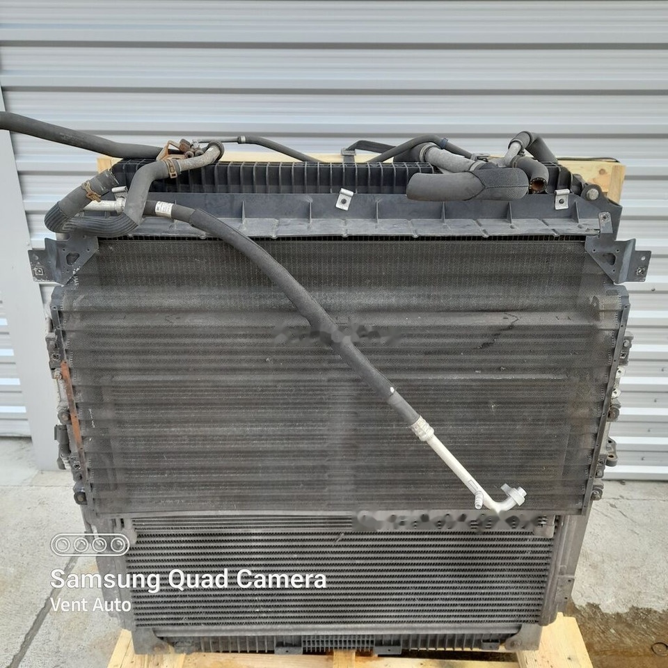 Mercedes-Benz ACTROS MP4 A9605000002 / A9605002501 Mercedes-Benz A9605000002 / A9605002501 - Condenser for Truck: picture 1 Mercedes-Benz ACTROS MP4 A9605000002 / A9605002501 Mercedes-Benz A9605000002 / A9605002501 - Condenser for Truck: picture 1