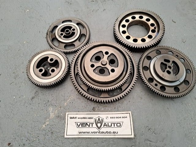 Mercedes-Benz ACTROS MP4 OM471 Mercedes-Benz ACTROS MP4 truck - Camshaft for Truck: picture 1 Mercedes-Benz ACTROS MP4 OM471 Mercedes-Benz ACTROS MP4 truck - Camshaft for Truck: picture 1