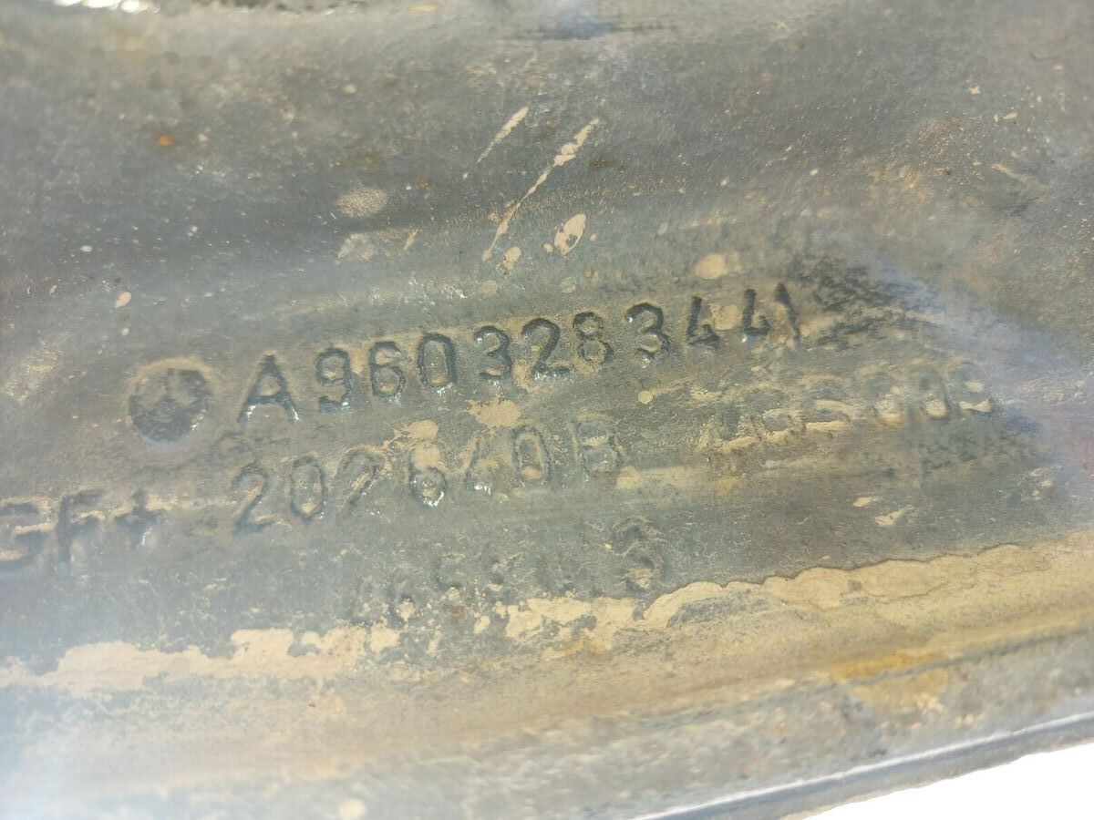 Mercedes-Benz ACTROS MP4 truck - Anti-roll bar for Truck: picture 4 Mercedes-Benz ACTROS MP4 truck - Anti-roll bar for Truck: picture 4