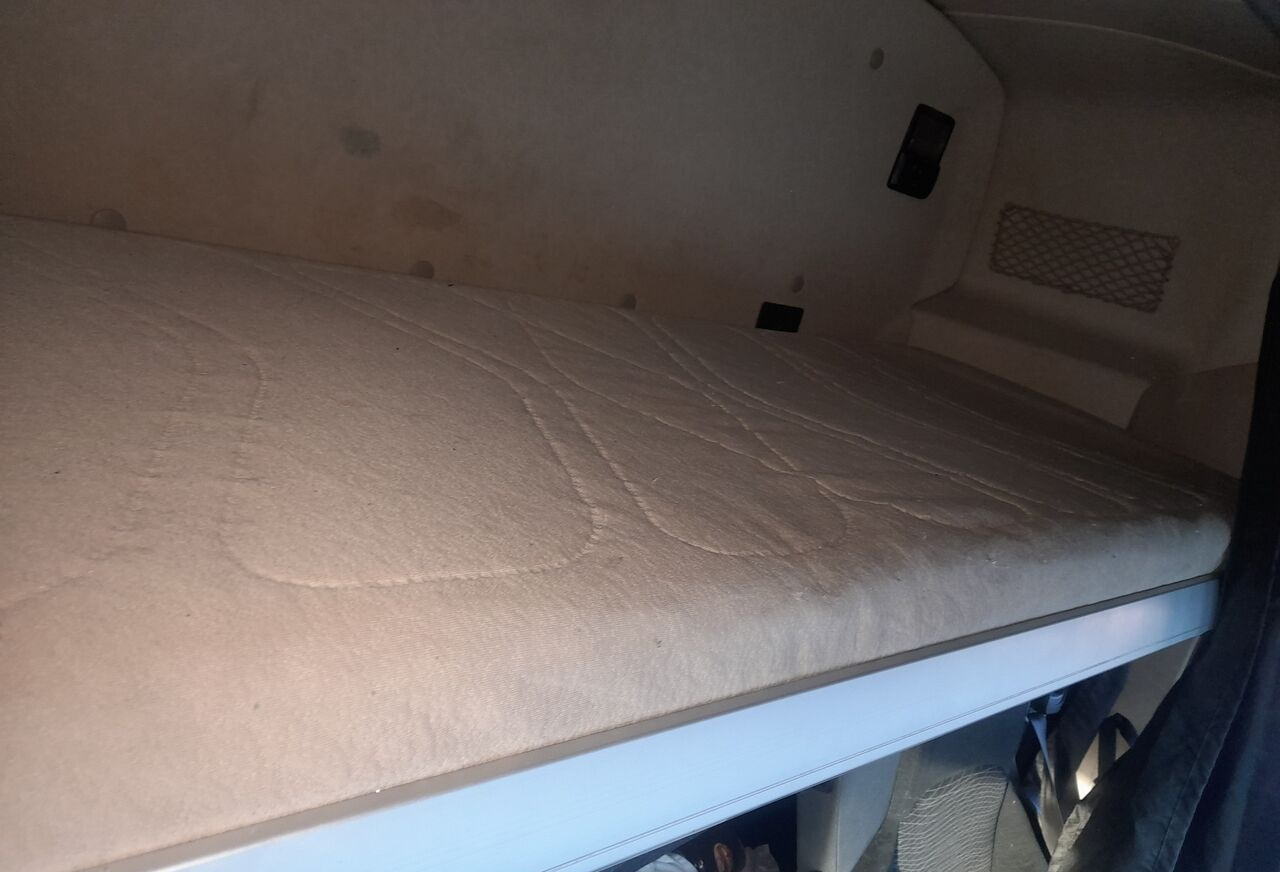 Mercedes-Benz ACTROS Mercedes-Benz - Cab and interior for Truck: picture 3 Mercedes-Benz ACTROS Mercedes-Benz - Cab and interior for Truck: picture 3