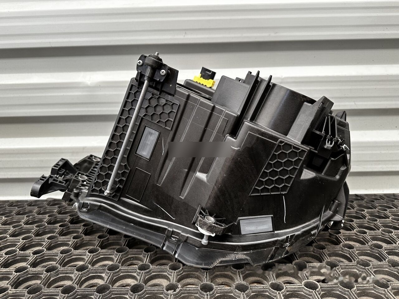 Mercedes-Benz LED ACTROS AROCS MP5 Mercedes-Benz ACTROS MP4 - Headlight for Truck: picture 4 Mercedes-Benz LED ACTROS AROCS MP5 Mercedes-Benz ACTROS MP4 - Headlight for Truck: picture 4