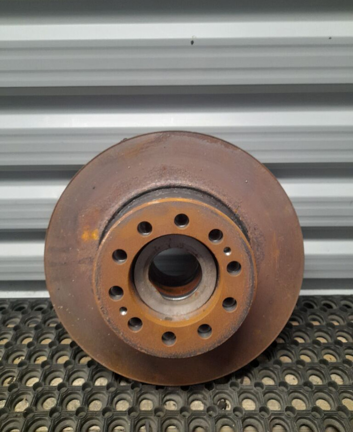 Mercedes-Benz PRZÓD ACTROS MP4 - Wheel hub for Truck: picture 1 Mercedes-Benz PRZÓD ACTROS MP4 - Wheel hub for Truck: picture 1
