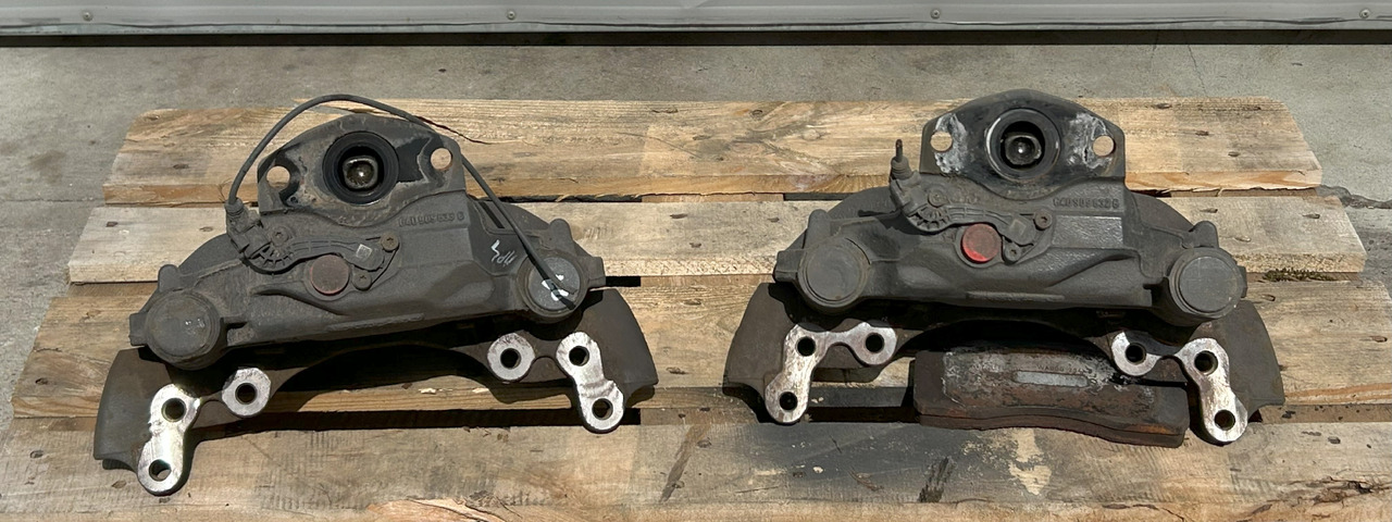 WABCO REAR BRAKE CALIPER SET MERCEDES ACTROS MP4 - Brake caliper: picture 1 WABCO REAR BRAKE CALIPER SET MERCEDES ACTROS MP4 - Brake caliper: picture 1