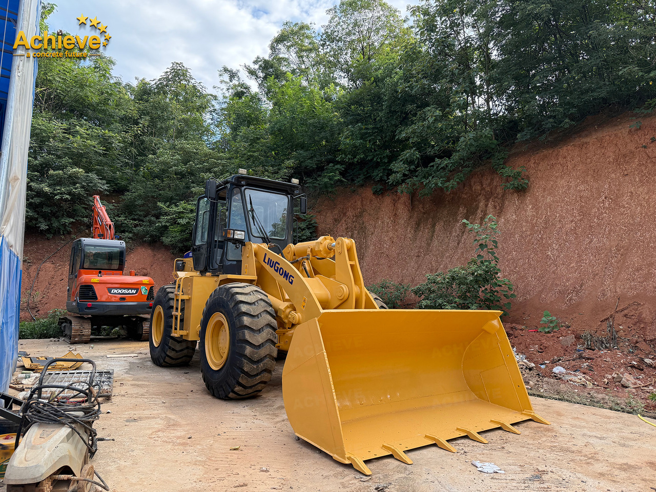 Liugong CLG855N loader-Remanufactured 5000kg 2.7-4.0 m³ 162/2200 kw/rpm 290 L Weifang Steyr 3100 mm【ACHIEVE】 TOP CONDITION!!! - Wheel loader: picture 3 Liugong CLG855N loader-Remanufactured 5000kg 2.7-4.0 m³ 162/2200 kw/rpm 290 L Weifang Steyr 3100 mm【ACHIEVE】 TOP CONDITION!!! - Wheel loader: picture 3