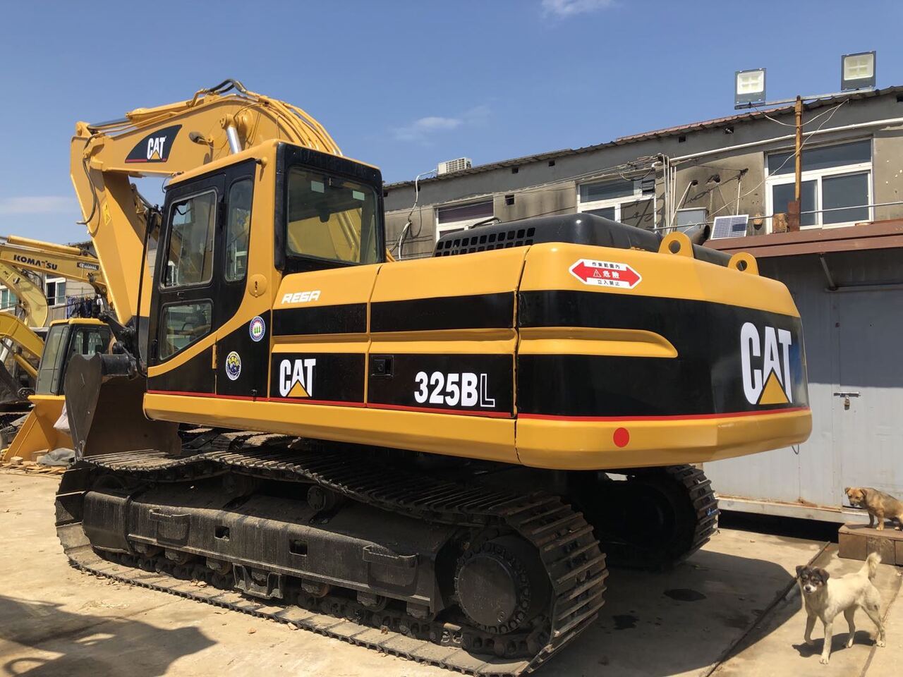 CATERPILLAR 325B - Crawler excavator: picture 2 CATERPILLAR 325B - Crawler excavator: picture 2