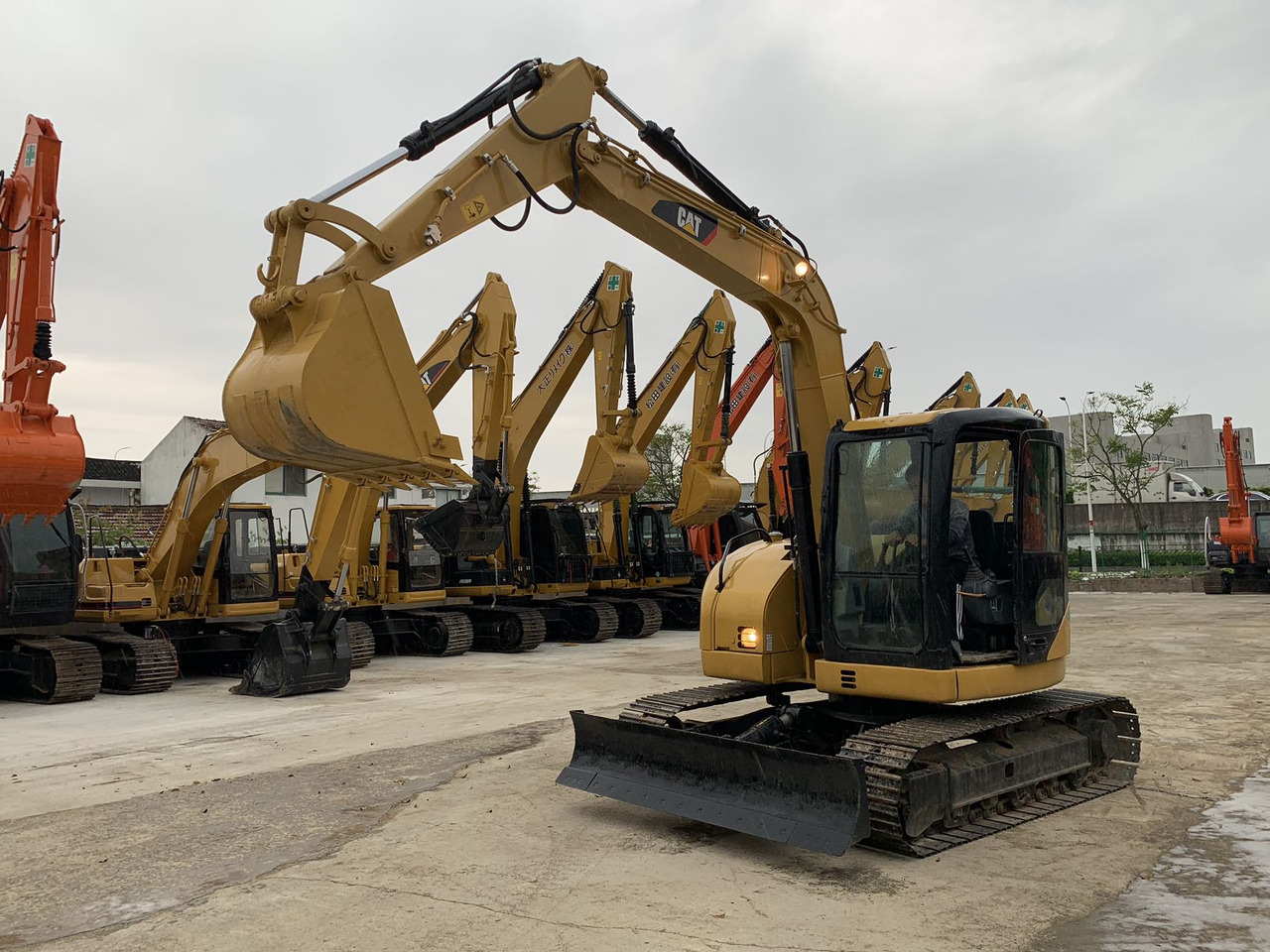 Caterpillar 308 Mini Excavator Used Machine Good Price on Sale - Crawler excavator: picture 2 Caterpillar 308 Mini Excavator Used Machine Good Price on Sale - Crawler excavator: picture 2