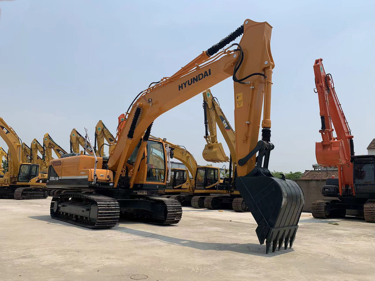 Hyundai 22 ton Excavator 220LC-9S Good Condition Construction Machine - Crawler excavator: picture 2 Hyundai 22 ton Excavator 220LC-9S Good Condition Construction Machine - Crawler excavator: picture 2