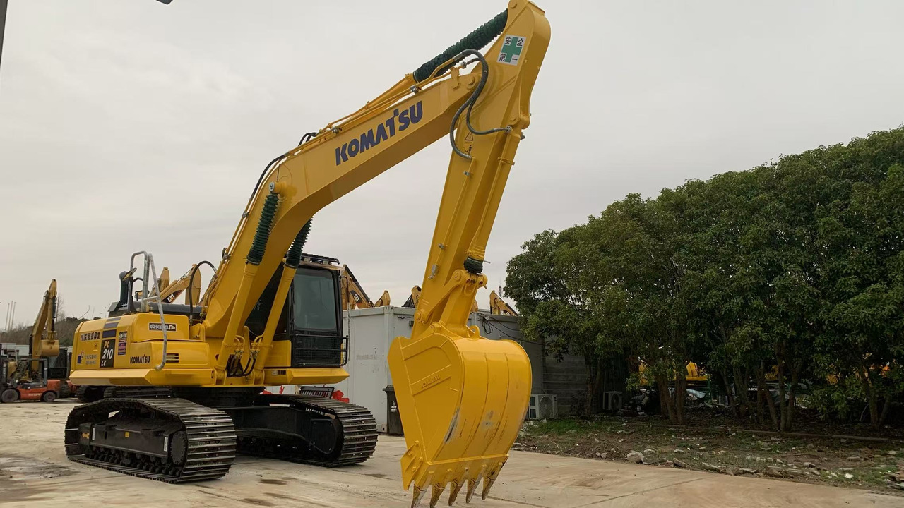 Komatsu 21 ton Excavator PC210 Good Price for PNG - Crawler excavator: picture 4 Komatsu 21 ton Excavator PC210 Good Price for PNG - Crawler excavator: picture 4