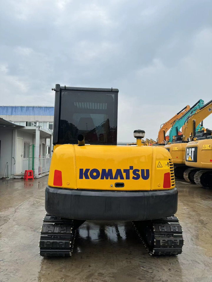 Komatsu PC58, PC56, PC55 Small Excavator With Rubber Tracks - Crawler excavator: picture 2 Komatsu PC58, PC56, PC55 Small Excavator With Rubber Tracks - Crawler excavator: picture 2