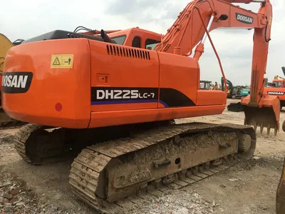 Low Working Hour Second Hand Doosan Dh225LC-7 Crawler Excavator - Crawler excavator: picture 1 Low Working Hour Second Hand Doosan Dh225LC-7 Crawler Excavator - Crawler excavator: picture 1