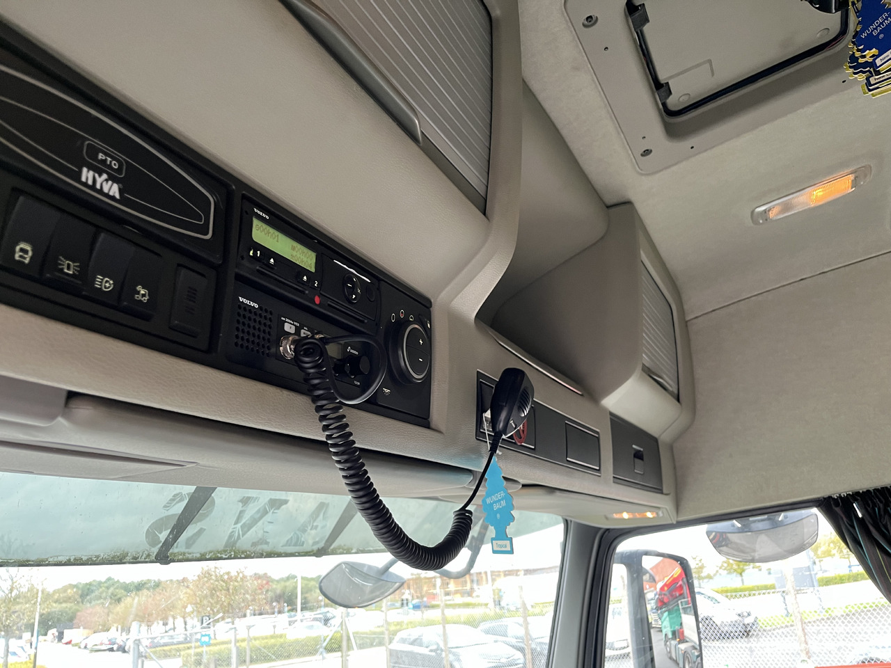 Volvo FM 500 8x4 on lease Volvo FM 500 8x4: picture 11 Volvo FM 500 8x4 on lease Volvo FM 500 8x4: picture 11