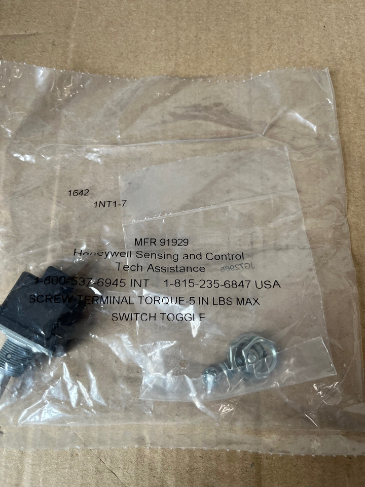 Honeywell switches 1NT1-3 1NT1-4 1NT1-6 1NT1-7 2NT1-3 2NT1-10 2TL1-6 - Spare parts for Construction machinery: picture 5 Honeywell switches 1NT1-3 1NT1-4 1NT1-6 1NT1-7 2NT1-3 2NT1-10 2TL1-6 - Spare parts for Construction machinery: picture 5