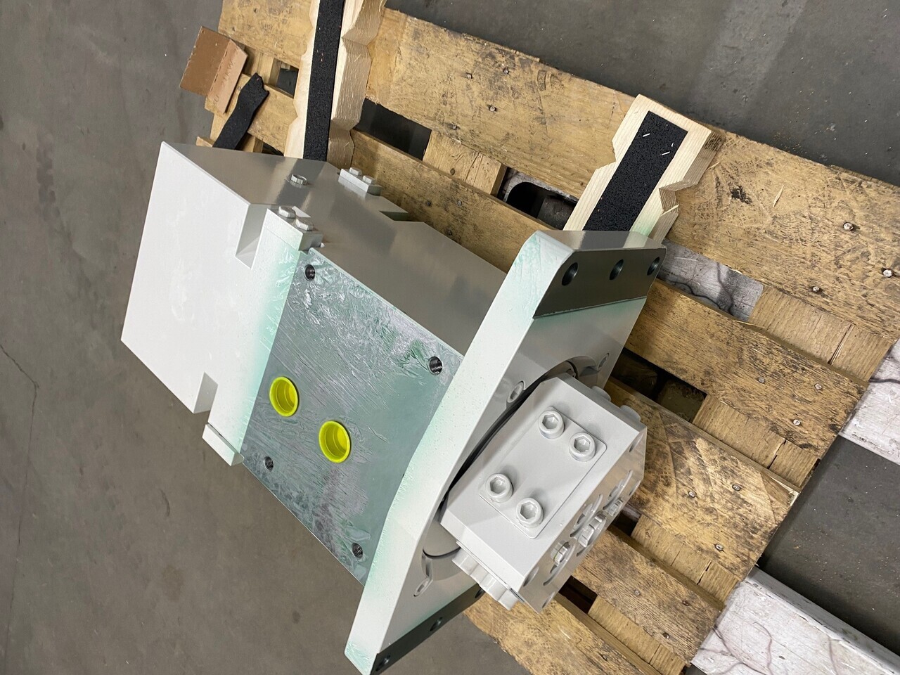 O&K Terex RH40 RH90 RH200 Rotor 1778490 1453559 533-7124 - Spare parts for Truck: picture 1 O&K Terex RH40 RH90 RH200 Rotor 1778490 1453559 533-7124 - Spare parts for Truck: picture 1