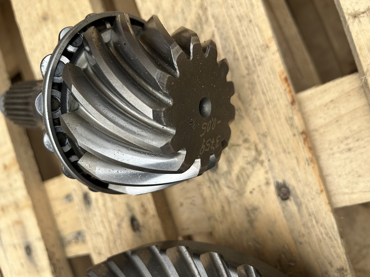 ZF CAT M312 - Differential gear for Excavator: picture 2 ZF CAT M312 - Differential gear for Excavator: picture 2