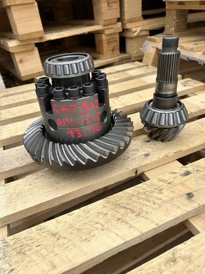 ZF CAT M312 - Differential gear for Excavator: picture 3 ZF CAT M312 - Differential gear for Excavator: picture 3