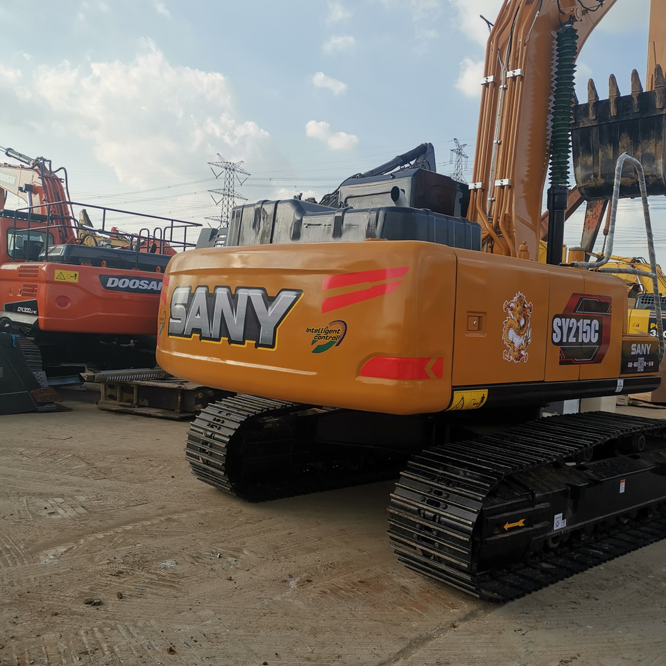 SANY SY215C - Crawler excavator: picture 3 SANY SY215C - Crawler excavator: picture 3