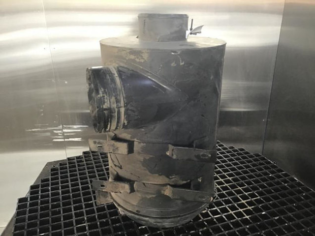 Air intake system Liebherr Air Filter: picture 7