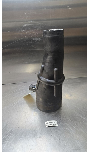 Liebherr Air Hose - Radiator: picture 1 Liebherr Air Hose - Radiator: picture 1