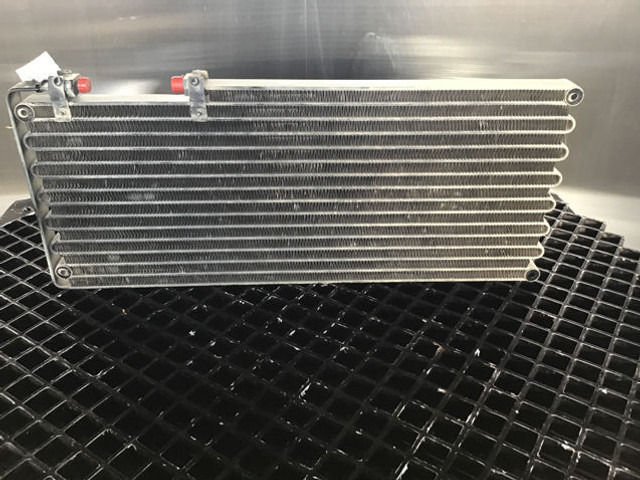 Liebherr Airco Condenser - A/C part: picture 3 Liebherr Airco Condenser - A/C part: picture 3