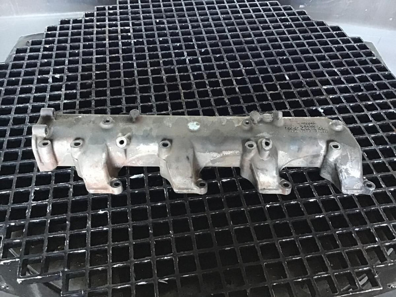 Liebherr Airintake pipe - Air intake pipe: picture 2 Liebherr Airintake pipe - Air intake pipe: picture 2