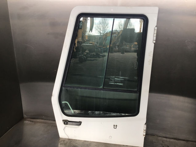 Liebherr Cabin Door - Door and parts: picture 1 Liebherr Cabin Door - Door and parts: picture 1