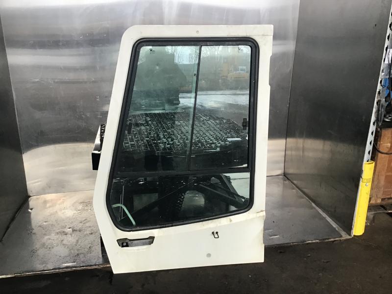 Liebherr Cabin Door - Cab for Construction machinery: picture 1 Liebherr Cabin Door - Cab for Construction machinery: picture 1