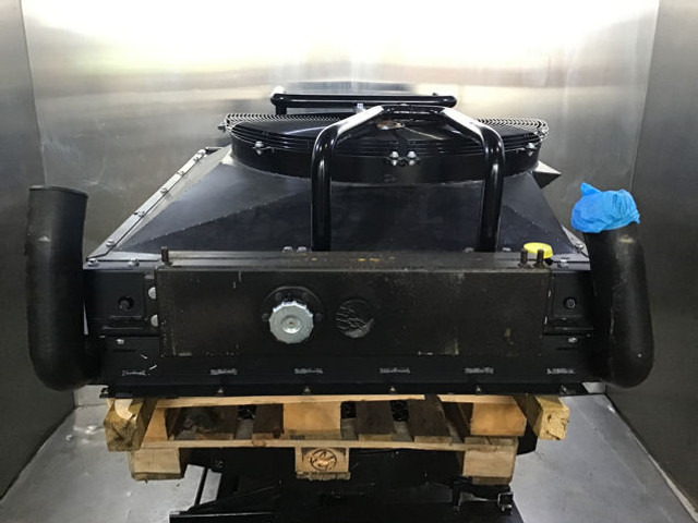 Liebherr Combined Radiator - Radiator: picture 1 Liebherr Combined Radiator - Radiator: picture 1