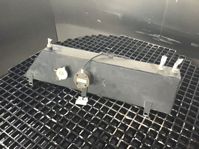 Liebherr Equalizing Reservoir - Expansion tank: picture 1 Liebherr Equalizing Reservoir - Expansion tank: picture 1