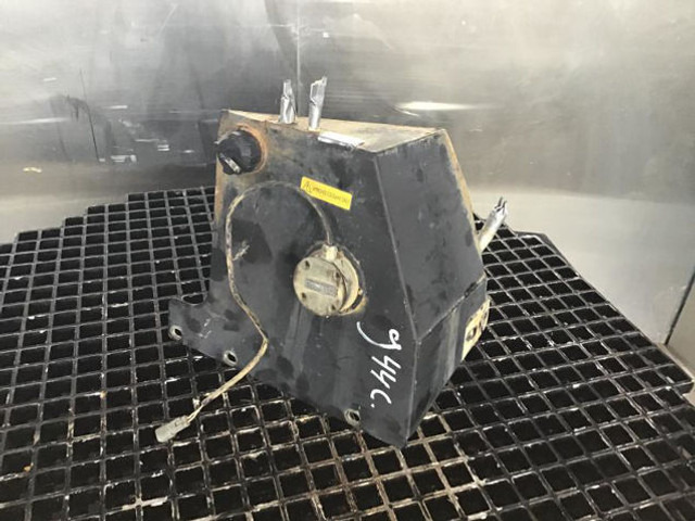 Liebherr Equalizing Reservoir - Expansion tank: picture 2 Liebherr Equalizing Reservoir - Expansion tank: picture 2