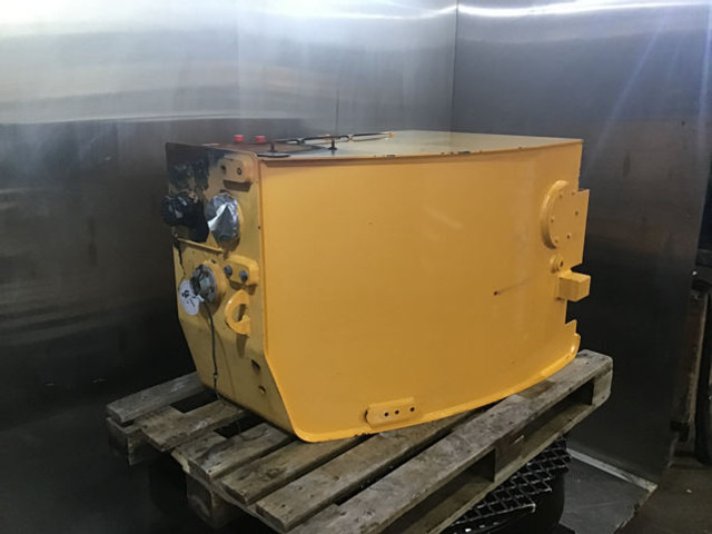 Liebherr Fuel Tank - Fuel tank: picture 5 Liebherr Fuel Tank - Fuel tank: picture 5