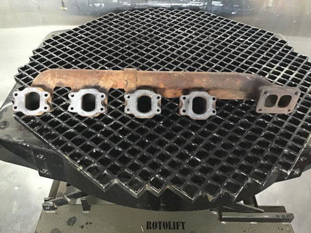 Liebherr - Exhaust pipe: picture 4 Liebherr - Exhaust pipe: picture 4