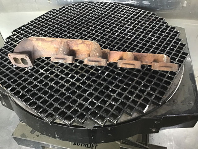 Liebherr - Exhaust pipe: picture 3 Liebherr - Exhaust pipe: picture 3