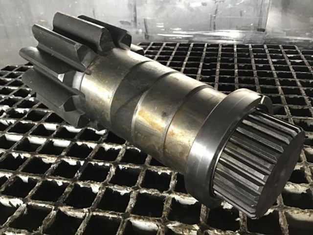 Liebherr Output Shaft - Axle and parts: picture 4 Liebherr Output Shaft - Axle and parts: picture 4