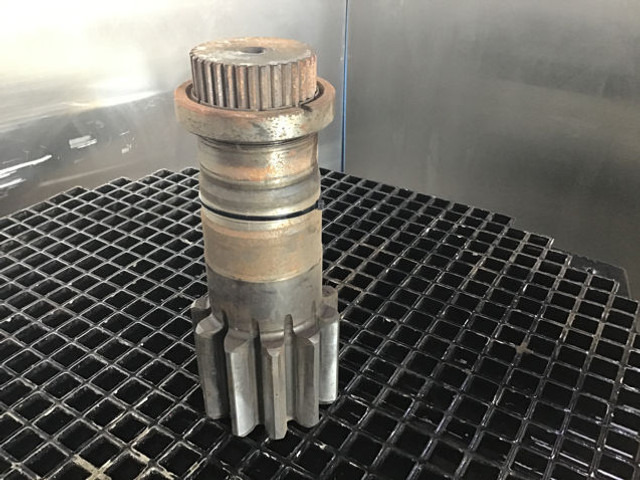 Liebherr Output Shaft - Axle and parts: picture 2 Liebherr Output Shaft - Axle and parts: picture 2