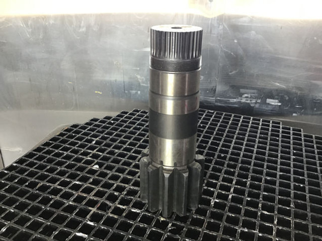 Liebherr Output Shaft - Axle and parts: picture 3 Liebherr Output Shaft - Axle and parts: picture 3