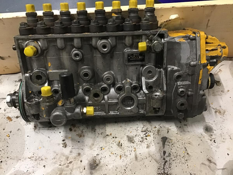 Liebherr R944 / R974 / R954 / R964 / PR764 / D9408TIE - Fuel pump: picture 1 Liebherr R944 / R974 / R954 / R964 / PR764 / D9408TIE - Fuel pump: picture 1