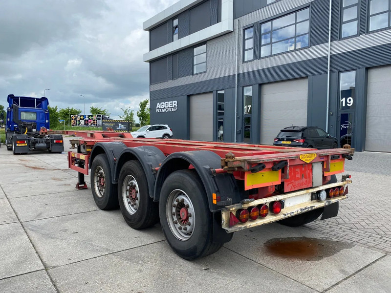 Broshuis MFCC / 2x Extendable / SAF + Disc Brakes / 1x Lift Axle / 45FT - Container transporter/ Swap body semi-trailer: picture 3 Broshuis MFCC / 2x Extendable / SAF + Disc Brakes / 1x Lift Axle / 45FT - Container transporter/ Swap body semi-trailer: picture 3