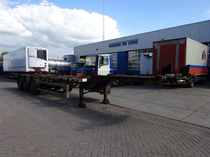 Krone SD Chassis / ADR / 2x Extendable / MB + Disc / 2x Lift Axle - Container transporter/ Swap body semi-trailer: picture 5 Krone SD Chassis / ADR / 2x Extendable / MB + Disc / 2x Lift Axle - Container transporter/ Swap body semi-trailer: picture 5