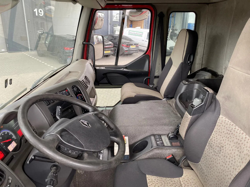 Box truck Renault Premium 380 / 6x2/4 / Drinks Transport: picture 7