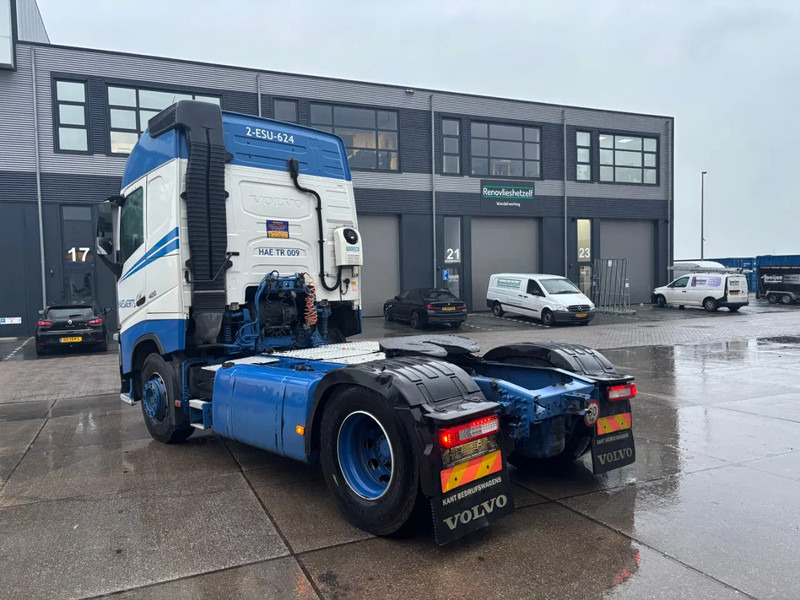 Volvo FH 13.420 Globetrotter / ADR + PTO / Stand Airco - Tractor unit: picture 4 Volvo FH 13.420 Globetrotter / ADR + PTO / Stand Airco - Tractor unit: picture 4