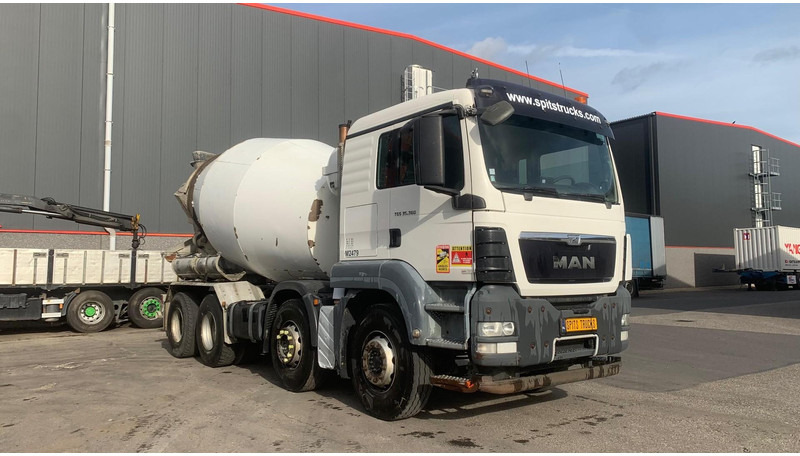 MAN TGS LIEBHERR + 9M3 - Concrete mixer truck: picture 3 MAN TGS LIEBHERR + 9M3 - Concrete mixer truck: picture 3
