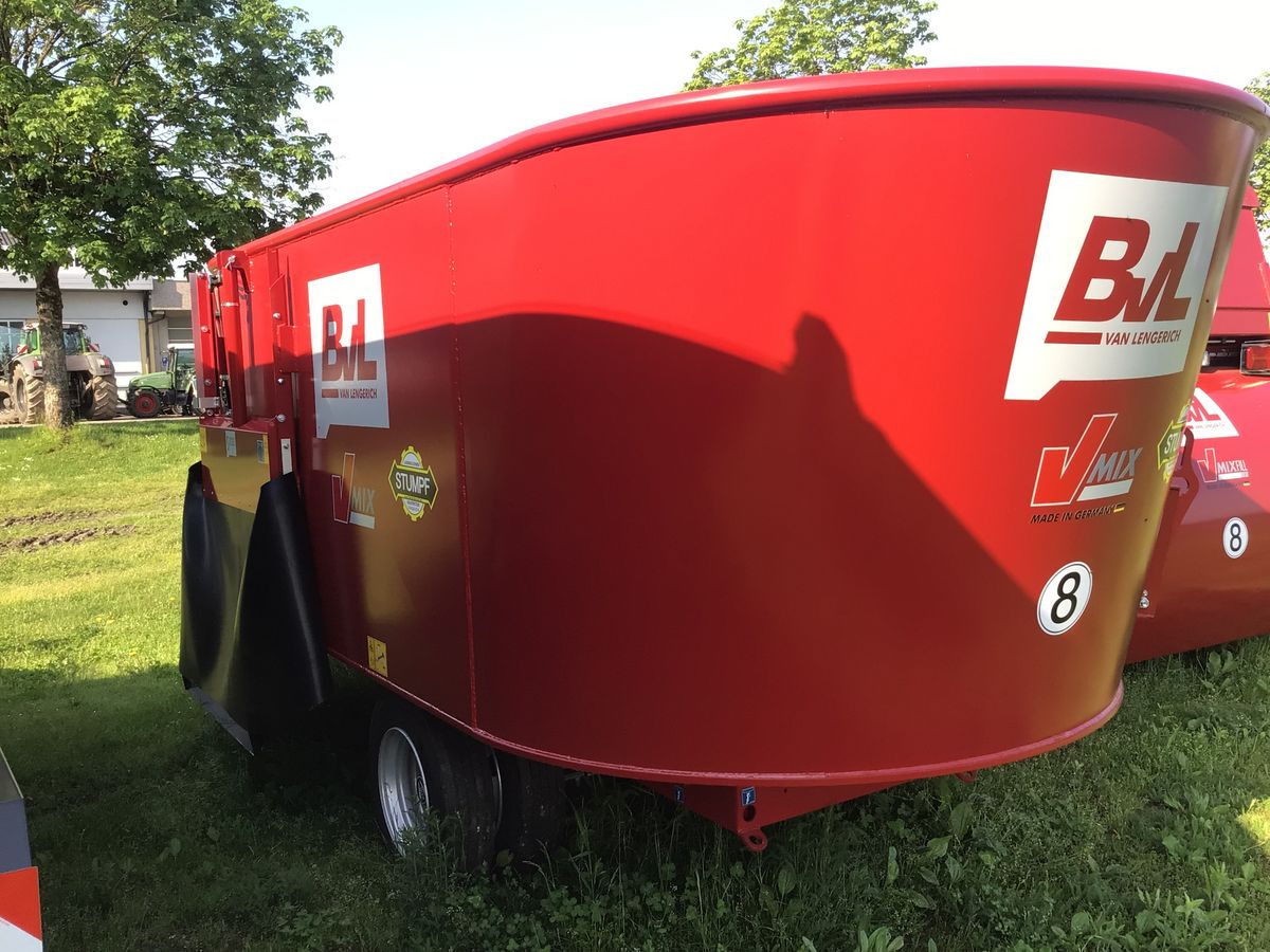 BVL V-Mix Plus 15N2S - Forage mixer wagon: picture 2 BVL V-Mix Plus 15N2S - Forage mixer wagon: picture 2