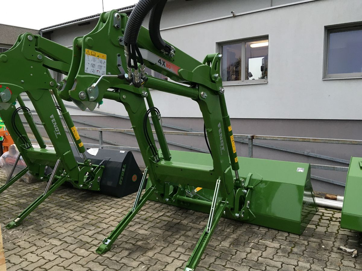 Fendt Cargo 4X75 - Front loader for tractor: picture 1 Fendt Cargo 4X75 - Front loader for tractor: picture 1
