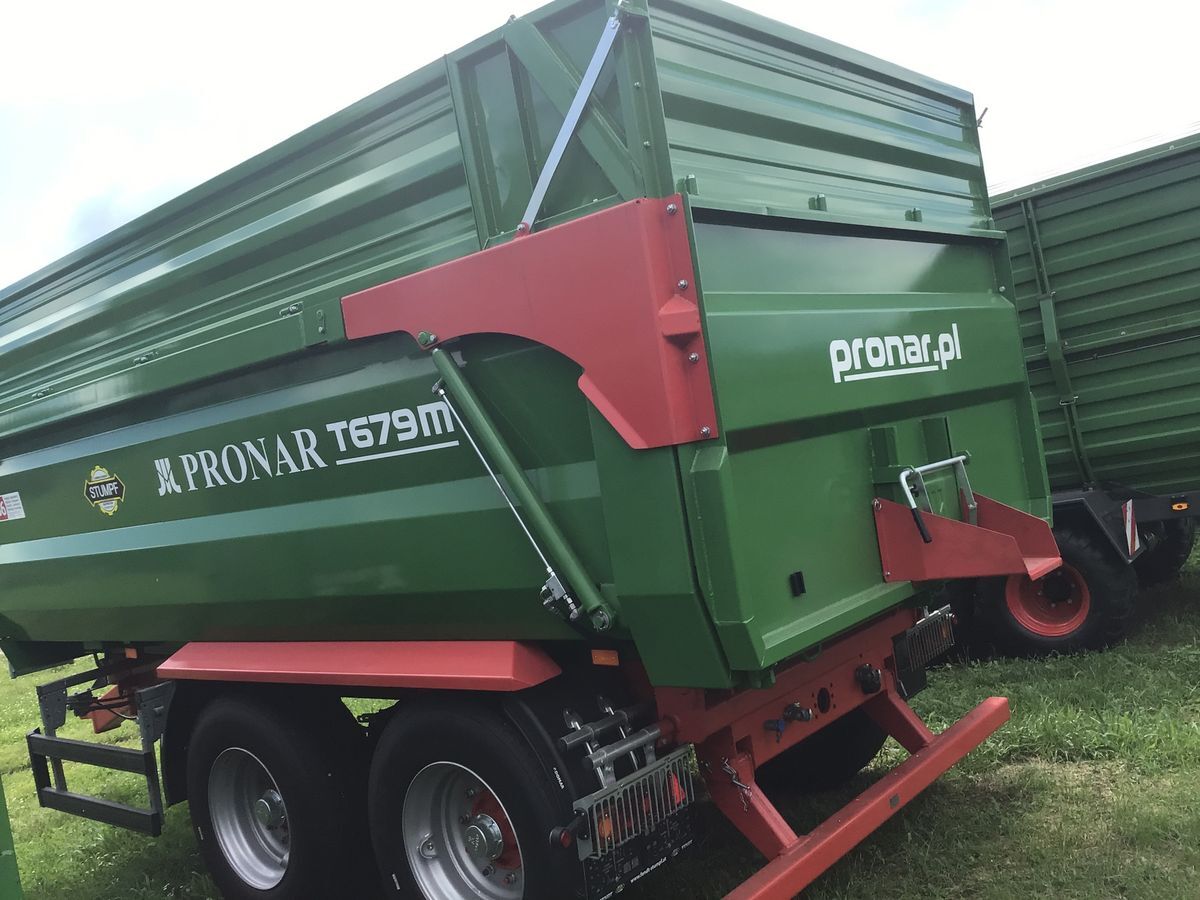 Pronar T679M - Tipper trailer: picture 5 Pronar T679M - Tipper trailer: picture 5