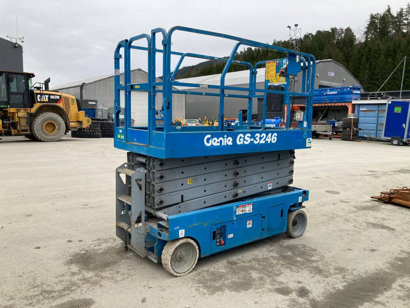 Genie GS 3246 - Scissor lift: picture 4 Genie GS 3246 - Scissor lift: picture 4
