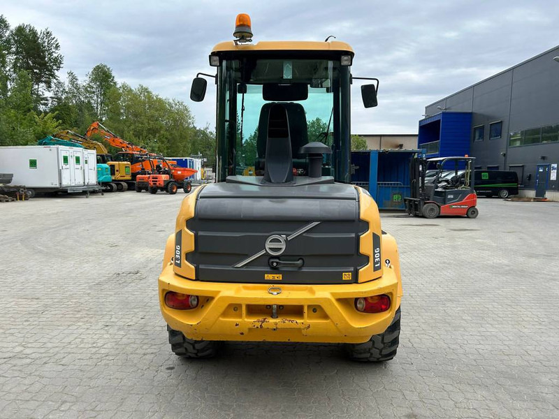 Volvo L 30 G - Wheel loader: picture 4 Volvo L 30 G - Wheel loader: picture 4