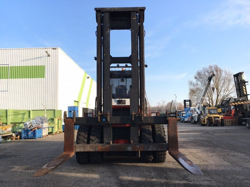 Fantuzzi FDC250 - Diesel forklift: picture 5 Fantuzzi FDC250 - Diesel forklift: picture 5